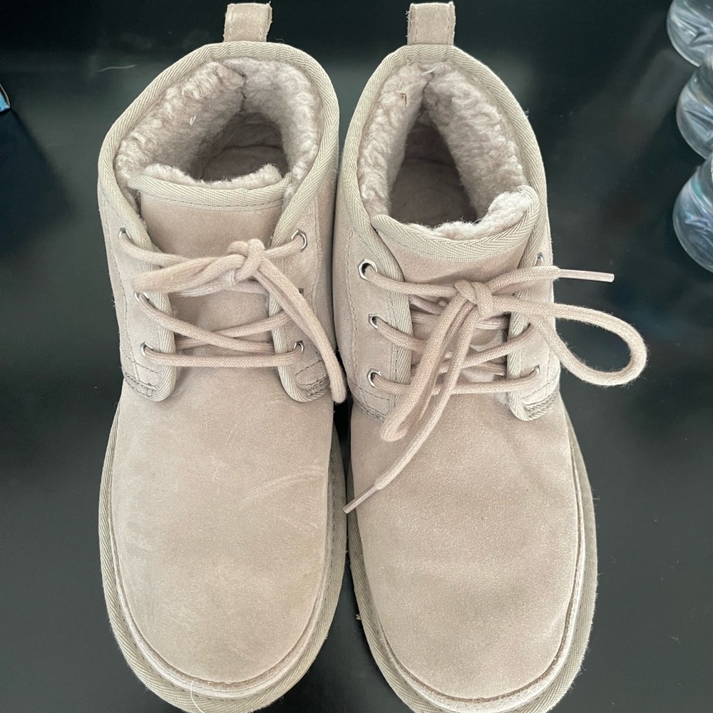 Women’s Neumel UGG Boots